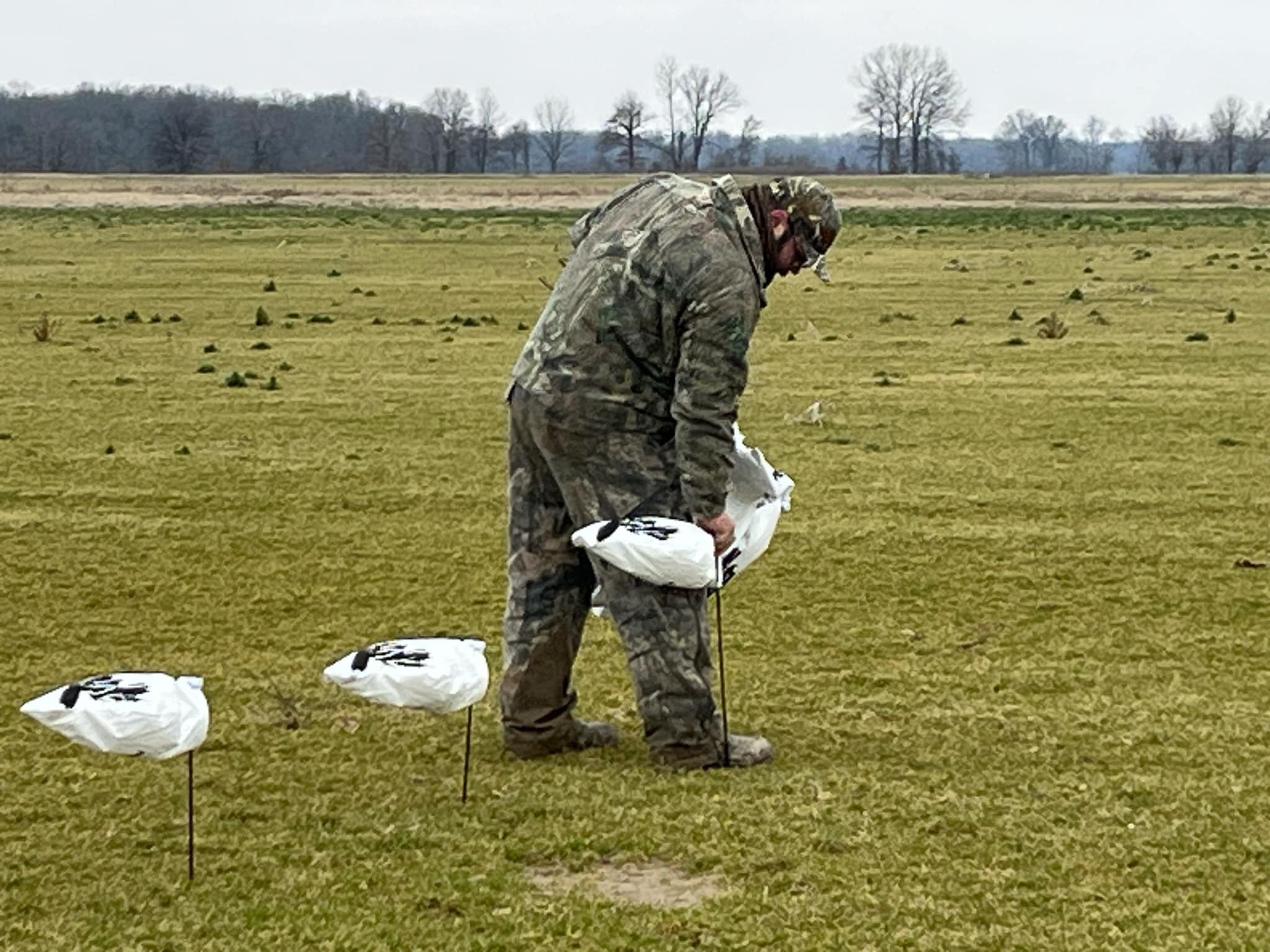 Snow Goose Windsock Decoys - 5 DOZEN