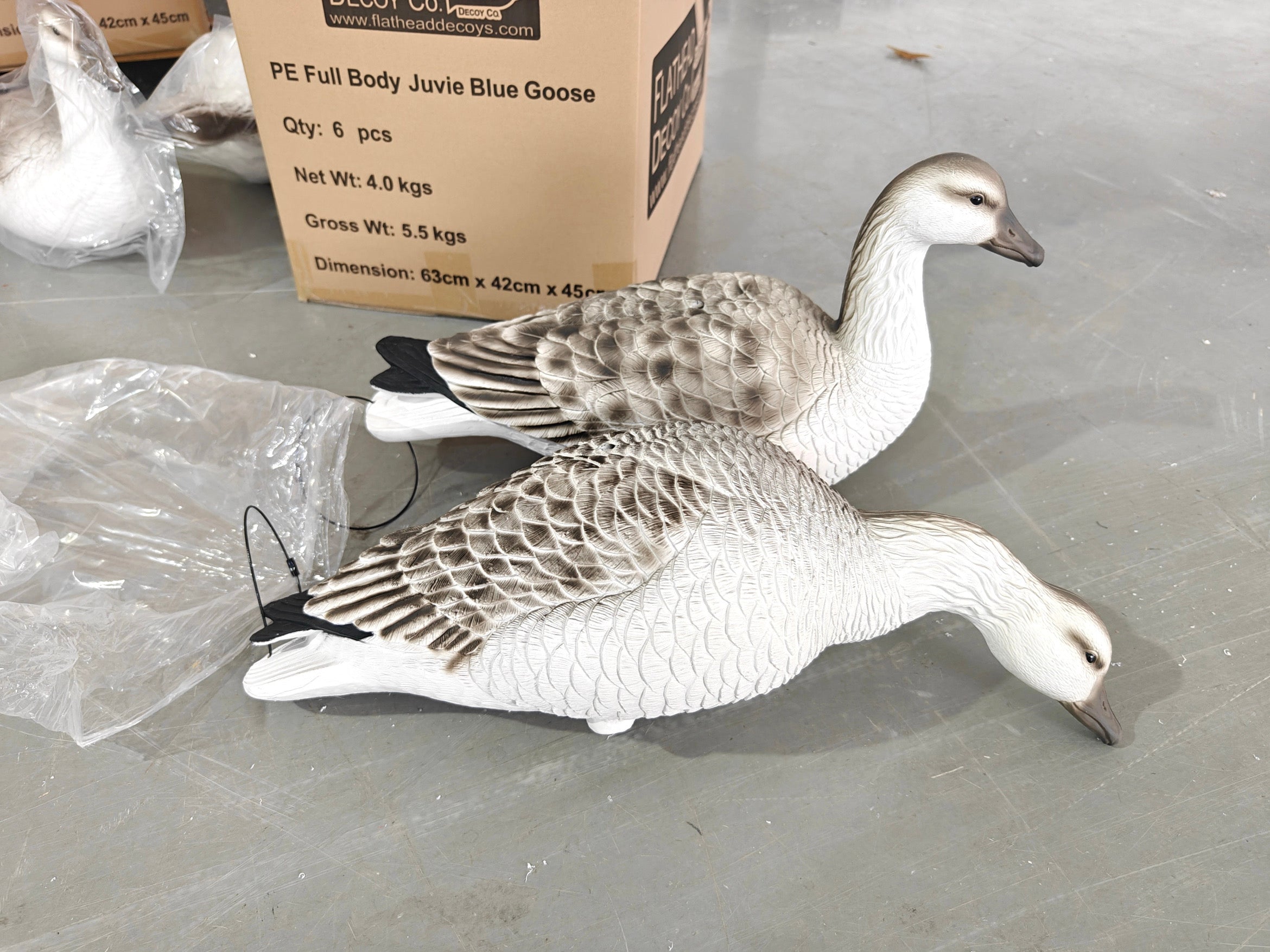 Full Body Snow Juvie Goose Decoys "PE Plastic" (hard body) - "Per 6-Pack"